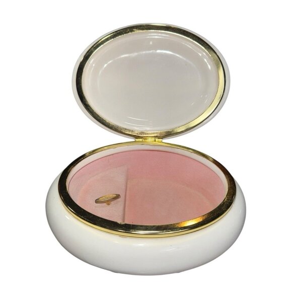 Vintage Limoges Porcelain - Oval Gilded Flower Decorated Lidded Trinket Box - Picture 4 of 9